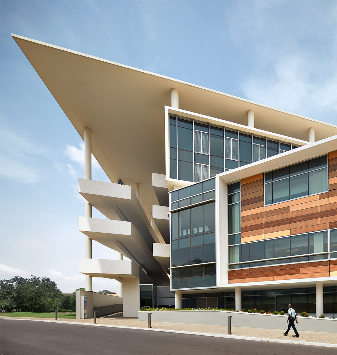 Greater-Accra-Regional-Hospital-PerkinsWill-2482